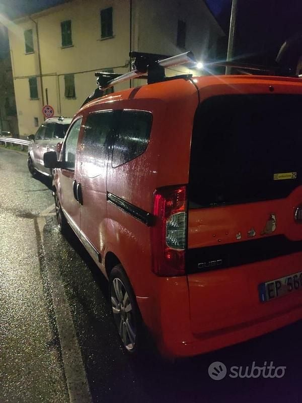 Usata Fiat Qubo Dynamic 95 CV (69 kW) 2012 Arancione Monovolume