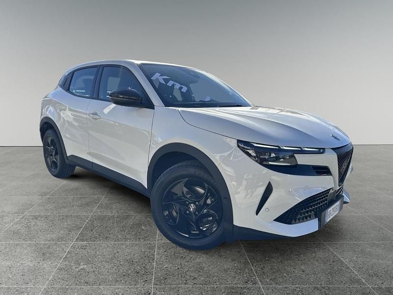 Nuova Alfa Romeo Junior 145 CV (106 kW) 2025 Bianco SUV