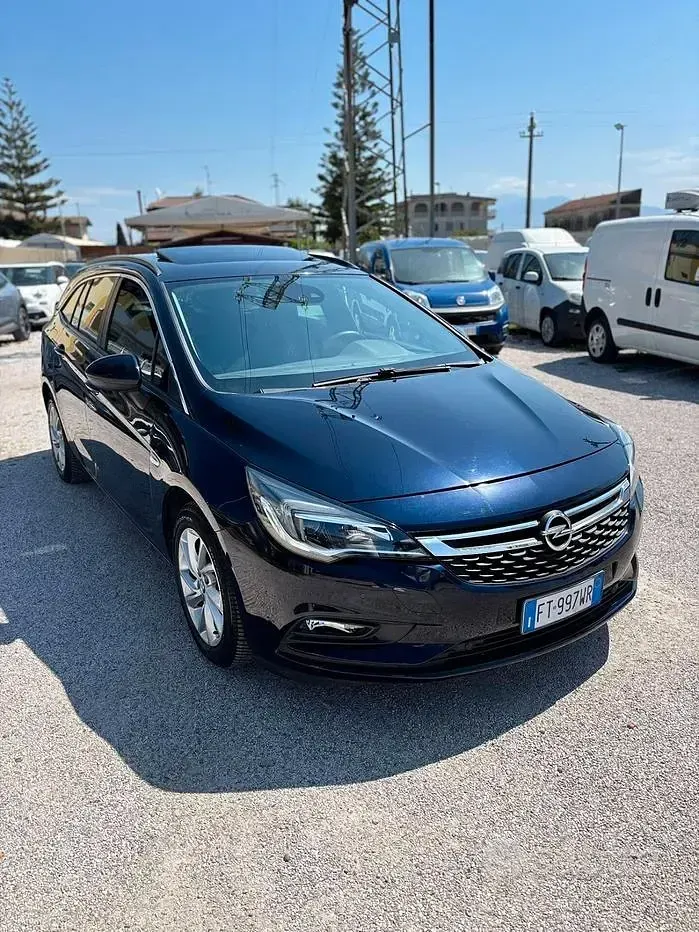 Usata Opel Astra Innovation 110 CV (80 kW) 2019 Blu Station wagon