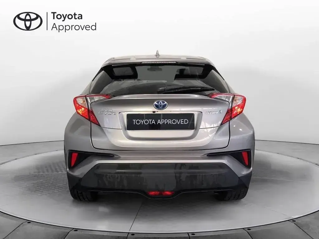 Usata Toyota C-HR Trend 122 CV (89 kW) 2019 Grigio SUV