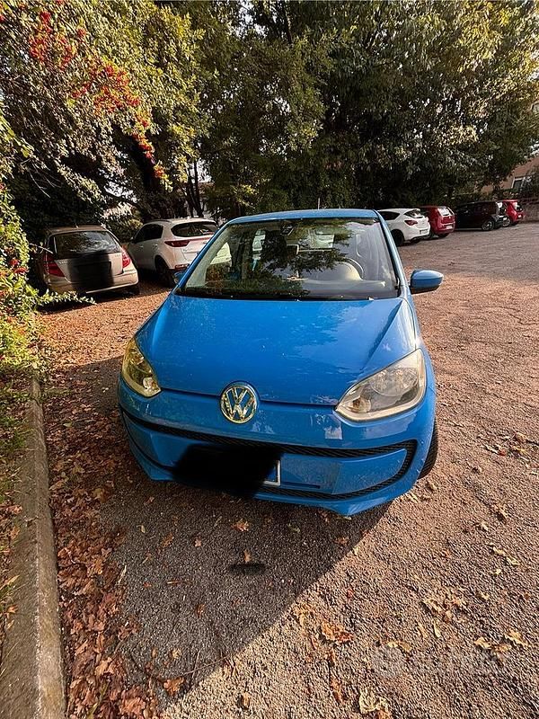 Blu/azzurro Usata 2014 VW up! move up! Due volumi | 5500 € (Ottimo prezzo) - Immagine 1/4