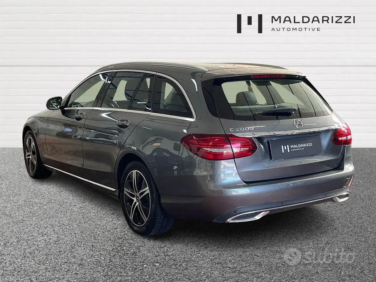 Usata Mercedes 200 160 CV (117 kW) 2021 Grigio Station wagon