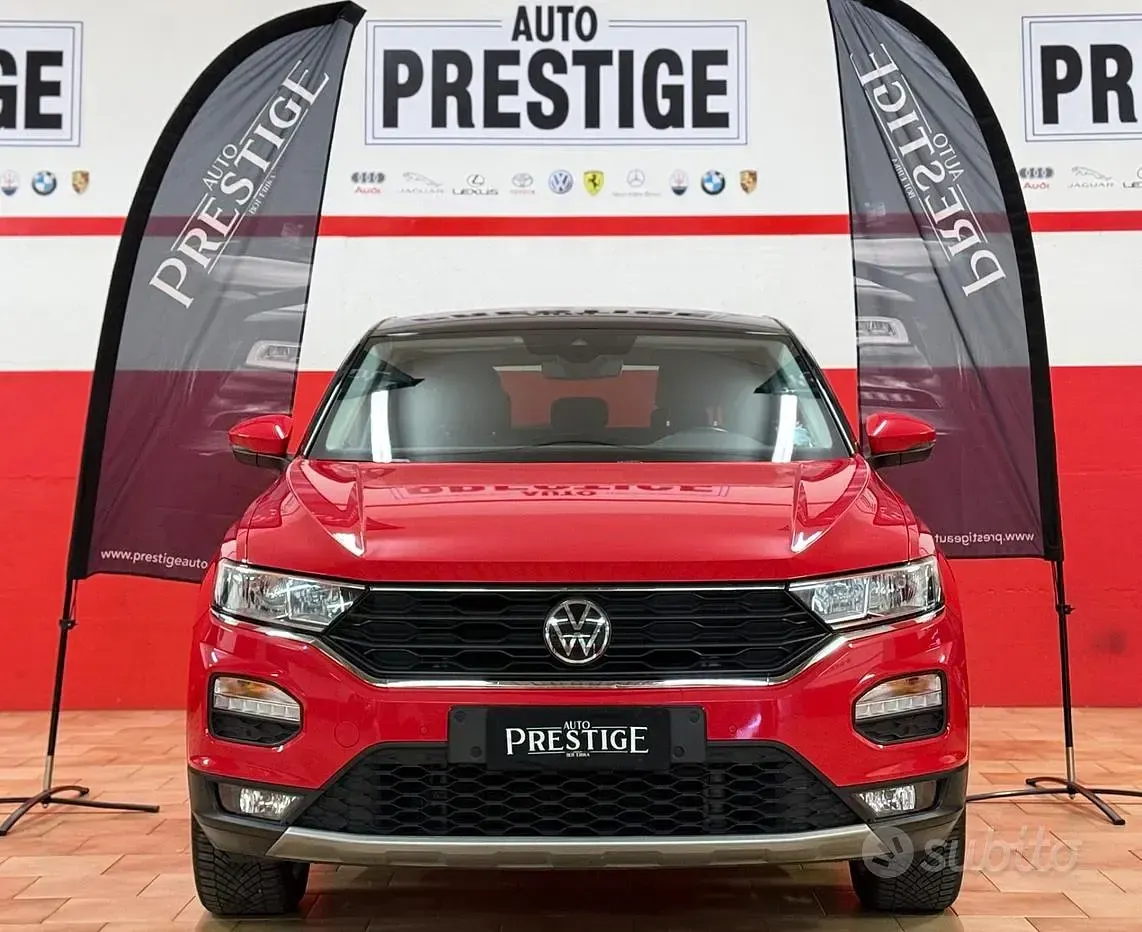 Usata VW T-Roc Style 110 CV (80 kW) 2021 Rosso SUV