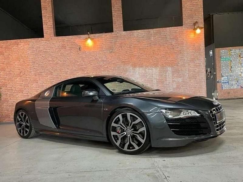 Grigio Usata 2009 Audi R8 Coupé Coupé | 93.000 € (Buon prezzo) - Immagine 1/4
