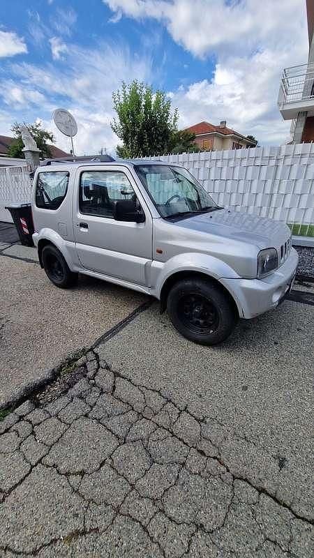 Argento Usata 2003 Suzuki Jimny SUV | 7000 € (Buon prezzo) - Immagine 1/4