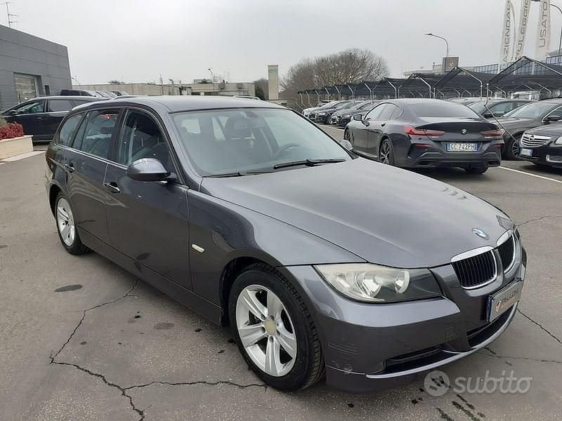 Usata BMW 320 Efficient Dynamics 163 CV (119 kW) 2006 Grigio Station wagon