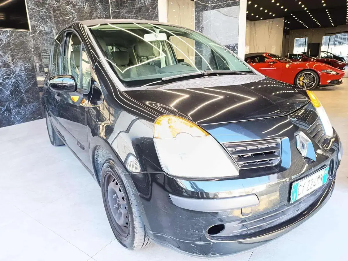 Usata Renault Modus Dynamique 75 CV (55 kW) 2005 Grigio scuro Monovolume