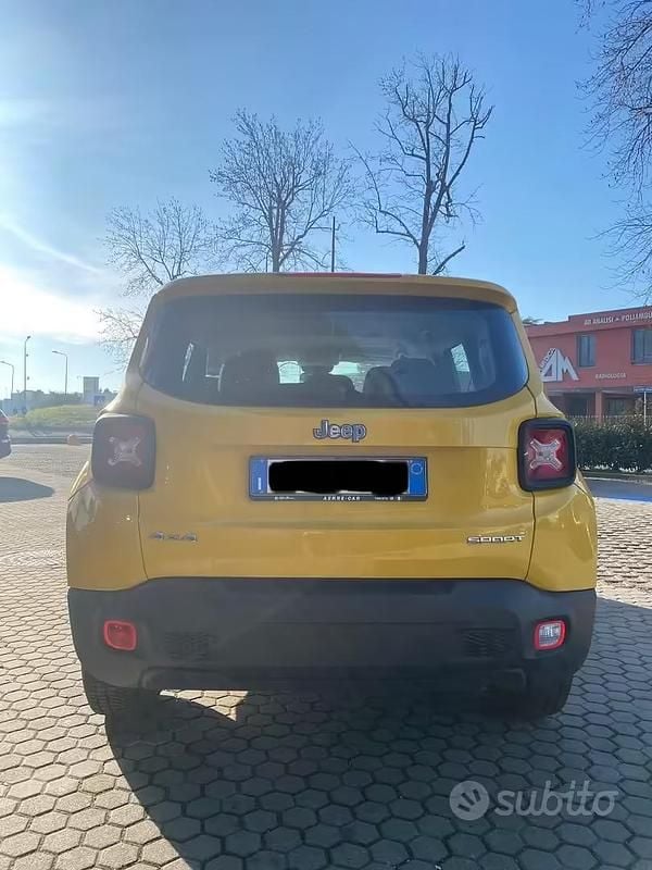 Usata Jeep Renegade 140 CV (102 kW) 2016 Giallo SUV