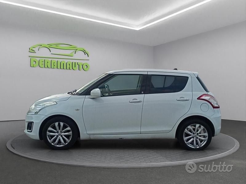 Usata Suzuki Swift 74 CV (54 kW) 2015 Bianco Utilitaria