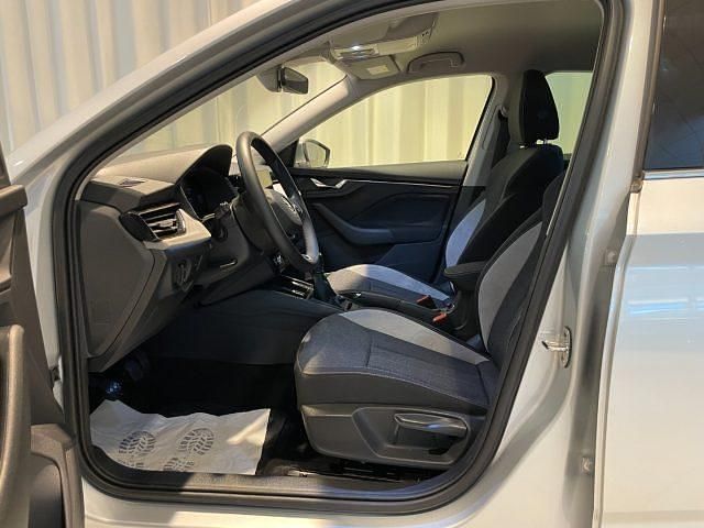 Usata Skoda Scala Selection 116 CV (85 kW) 2024 Argento Utilitaria