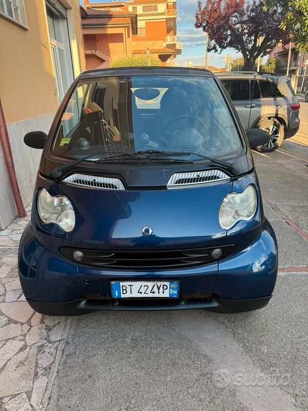Usata Smart ForTwo Coupé 54 CV (39 kW) 2001 Utilitaria