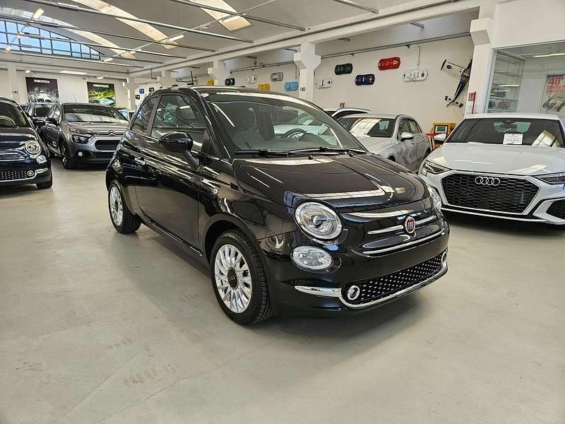 Nero vesuvio Usata 2023 Fiat 500 Dolcevita Tre volumi | 14.800 € (Cara) - Immagine 1/4