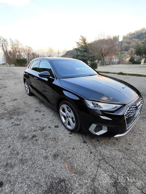 Usata Audi A3 Business 116 CV (85 kW) 2022 Nero Berlina