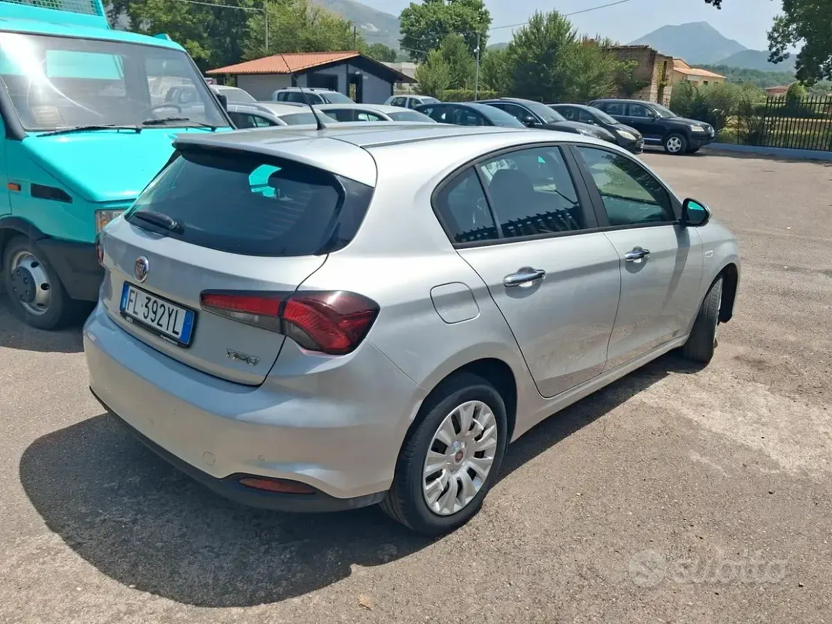 Usata Fiat Tipo S 120 CV (88 kW) 2018 Grigio Station wagon