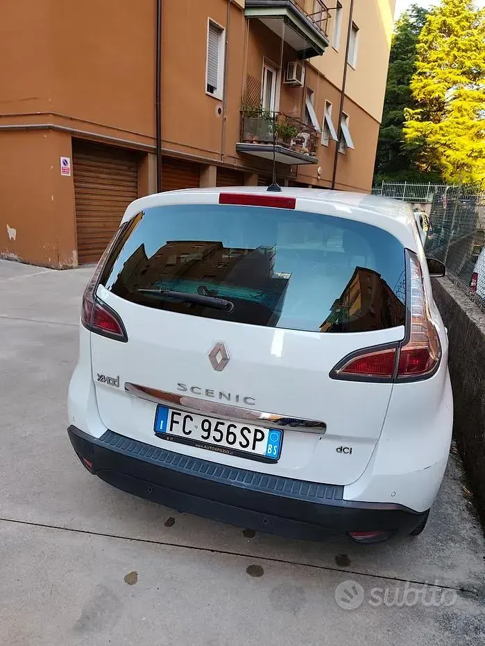 Usata Renault Scénic III XMOD 110 CV (80 kW) 2016 Bianco Monovolume