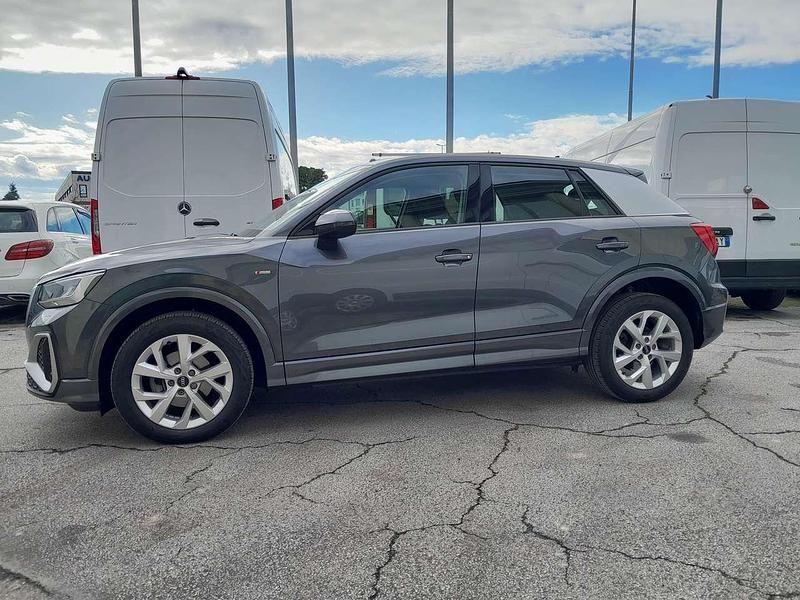 Usata Audi Q2 S-Line 110 CV (80 kW) 2021 Grigio SUV