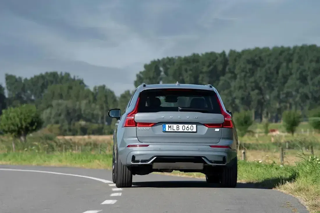Usata Volvo XC60 Plus 197 CV (144 kW) 2022 Blu SUV