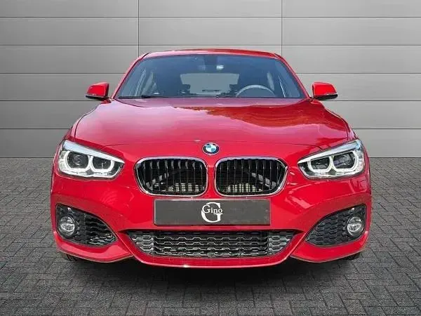 Usata BMW 118 M Sport 136 CV (100 kW) 2019 Rosso metallizzato Berlina