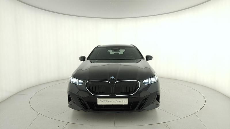 Usata BMW 520 M Sport 197 CV (144 kW) 2024 Nero Station wagon