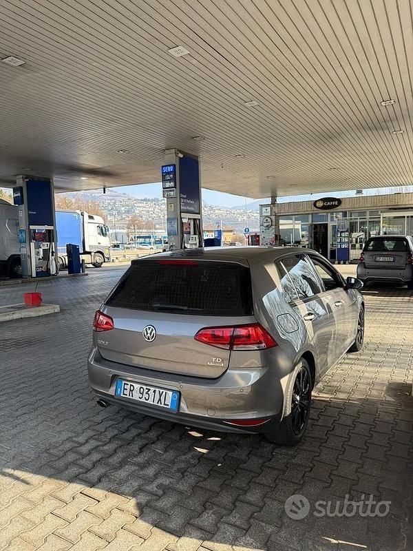 Usata VW Golf VII 110 CV (80 kW) 2014 Grigio Berlina