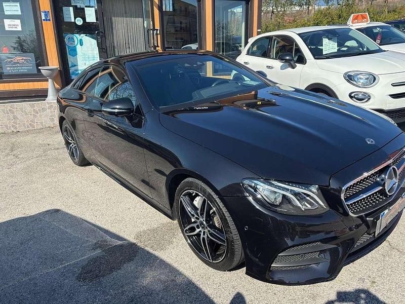 Usata Mercedes E220 AMG line 194 CV (142 kW) 2018 Other Coupé