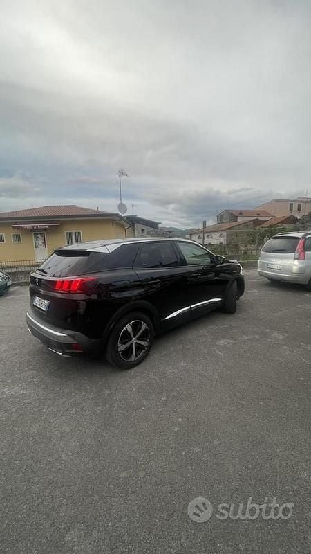 Usata Peugeot 3008 120 CV (88 kW) 2018 Nero SUV