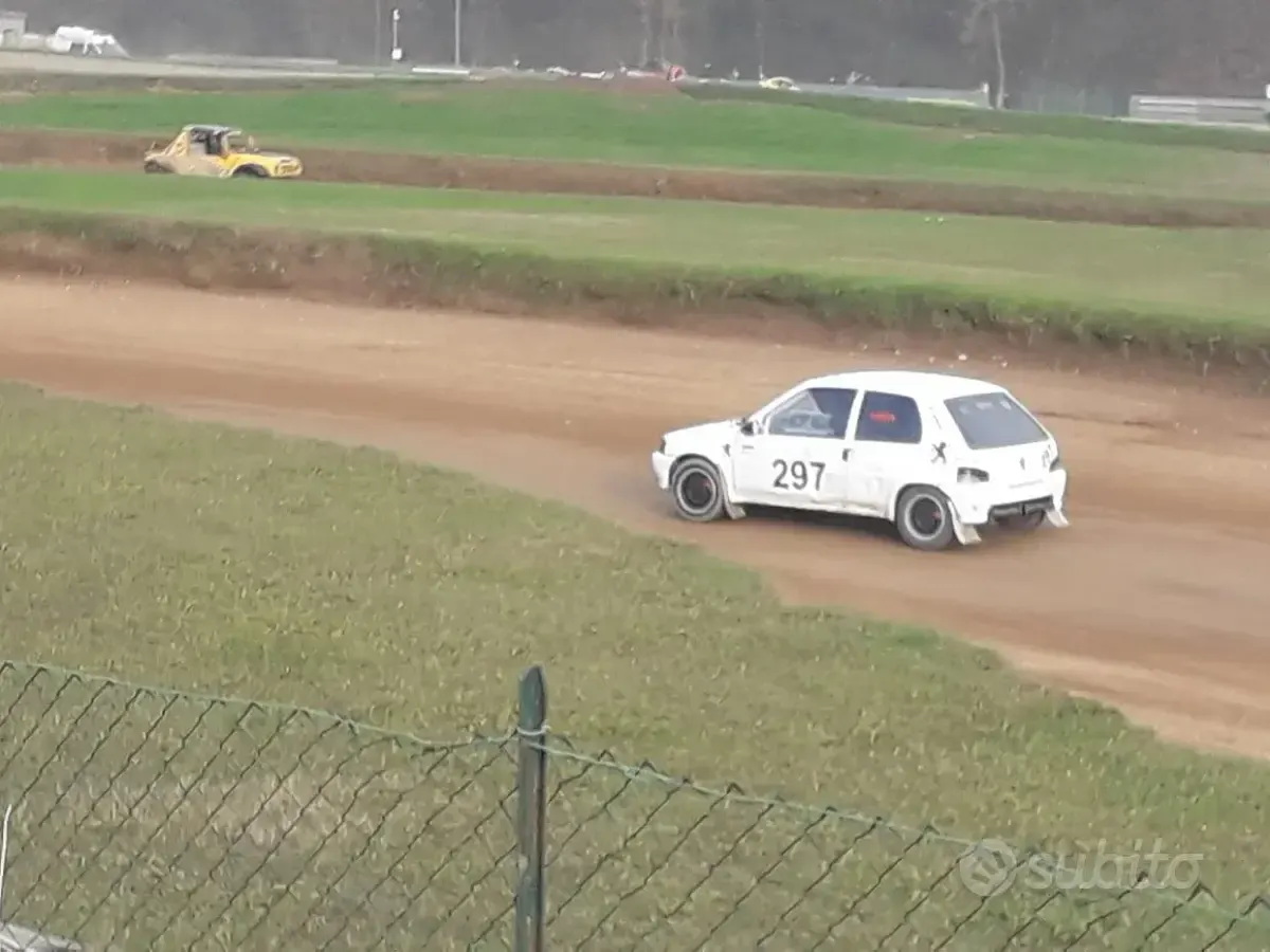 Usata Peugeot 106 130 CV (95 kW) 1994 Utilitaria