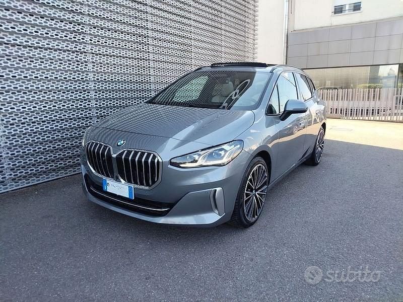 Usata BMW 218 2022 Grigio Station wagon