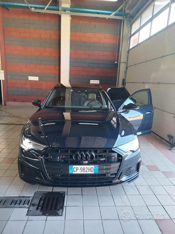 Usata Audi S6 2023 Blu Station wagon