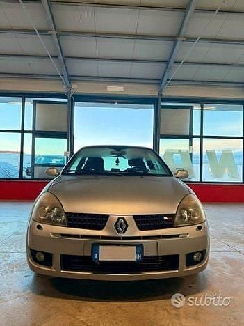 Usata Renault Clio II R.S. 169 CV (124 kW) 2003 Grigio Berlina
