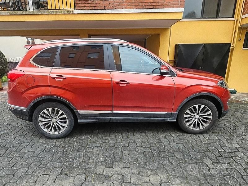 Usata DR DR6 150 CV (110 kW) 2018 Rosso SUV