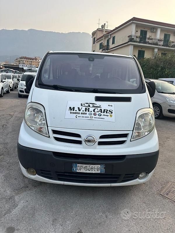 Usata Nissan Primastar 150 CV (110 kW) 2008 Bianco Monovolume