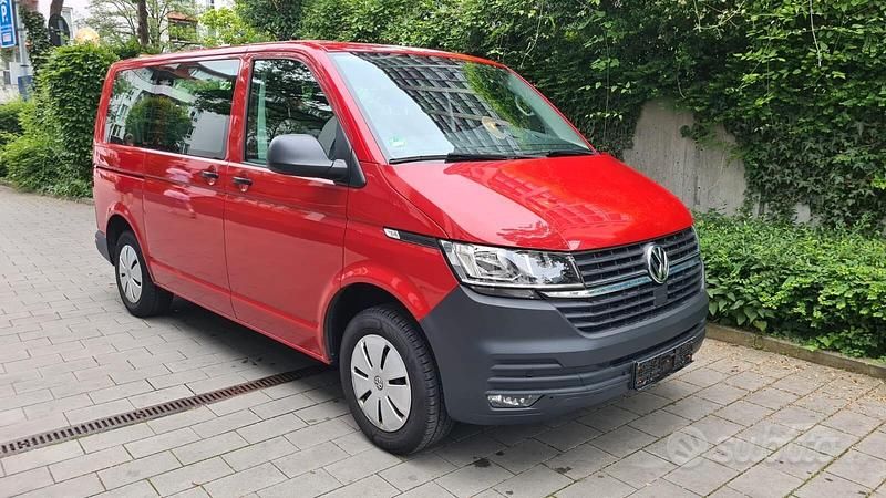 Usata VW Transporter 110 CV (80 kW) 2021 Rosso Furgone