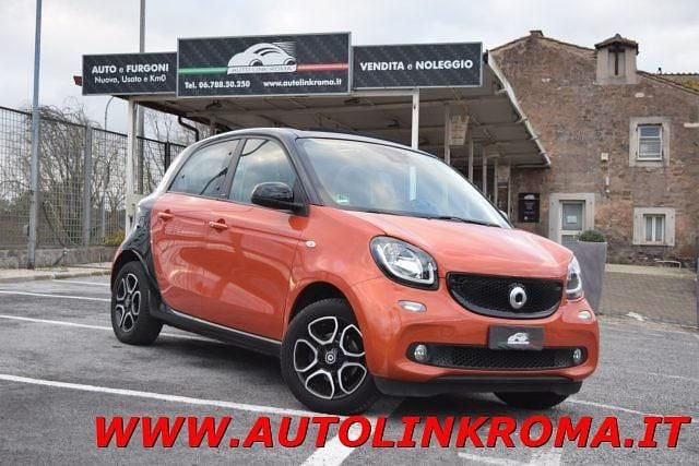 Usata Smart ForFour Prime 90 CV (66 kW) 2019 Orange / metallizzato Utilitaria