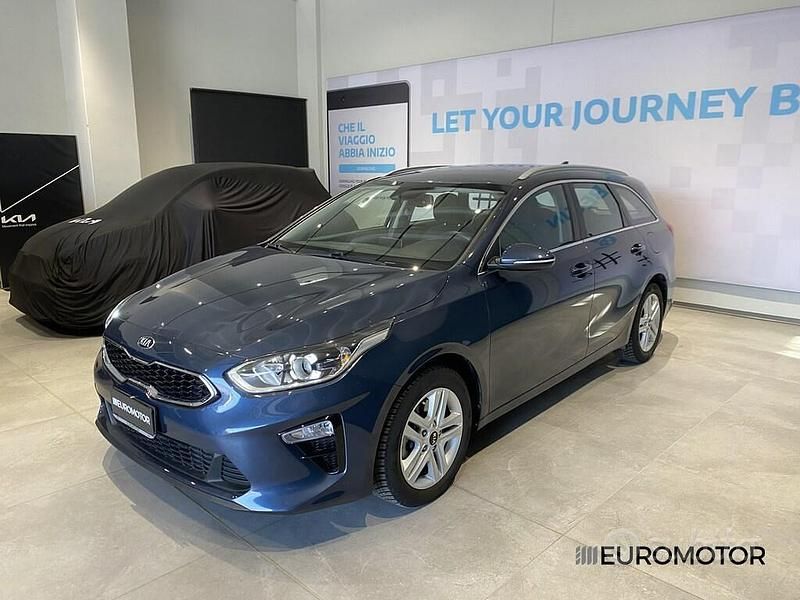 Usata Kia Ceed Sportswagon 115 CV (84 kW) 2019 Blu Station wagon