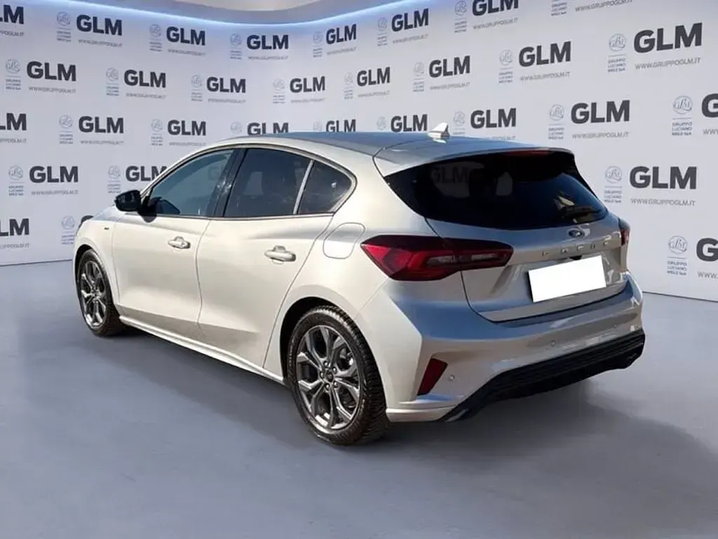 Usata Ford Focus ST-Line 116 CV (85 kW) 2025 Argento Utilitaria