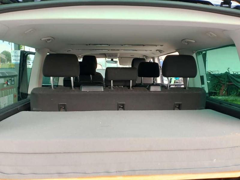Begagnad VW T6 Comfortline 204 HK (150 kW) 2017 Svart Van