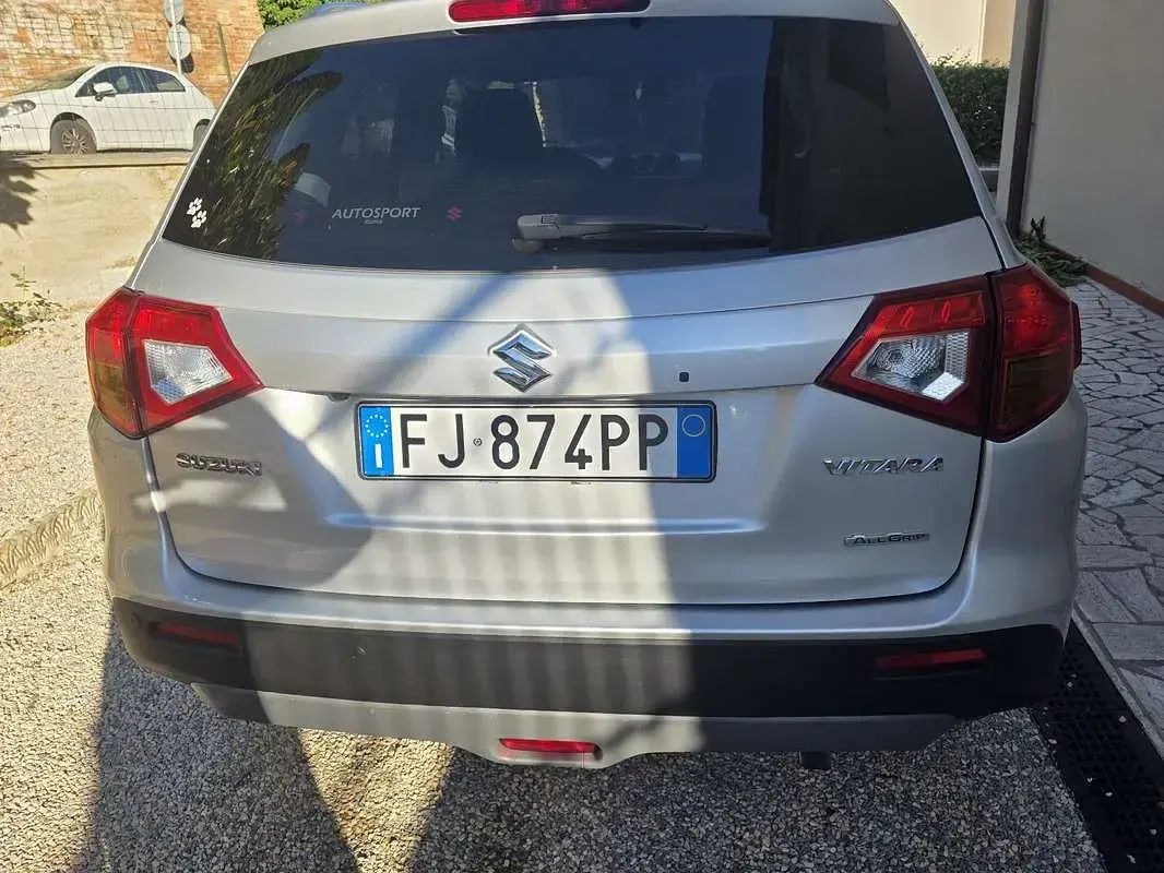Usata Suzuki Vitara 120 CV (88 kW) 2017 SUV