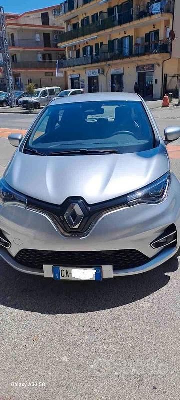 Usata Renault Zoe 100 kW (136 CV) 2020 Grigio Utilitaria