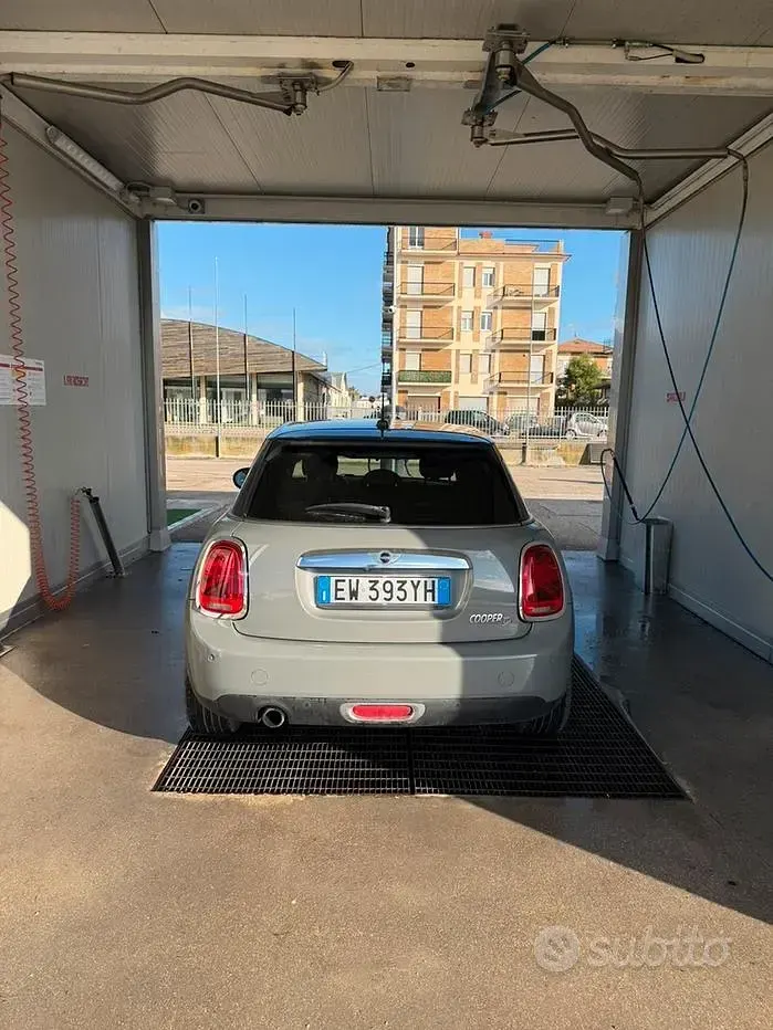 Usata Mini Cooper D 116 CV (85 kW) 2014 Grigio Utilitaria