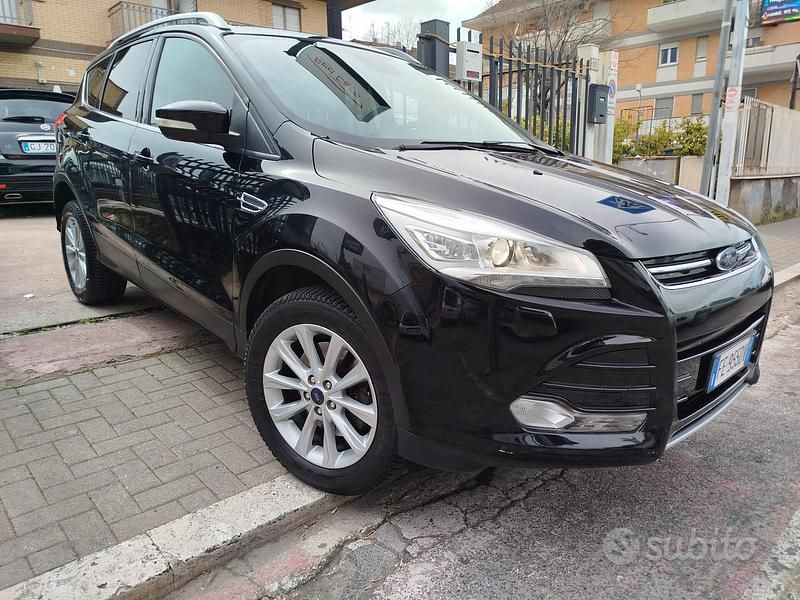 Usata Ford Kuga Titanium 150 CV (110 kW) 2016 Nero SUV