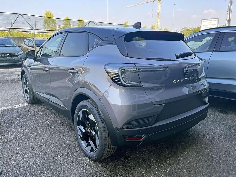 Nuova Renault Captur Techno 109 CV (80 kW) 2025 Bestyle milano SUV