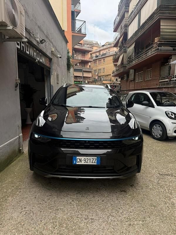 Usata Lynk & Co 01 179 CV (131 kW) 2023 Nero SUV