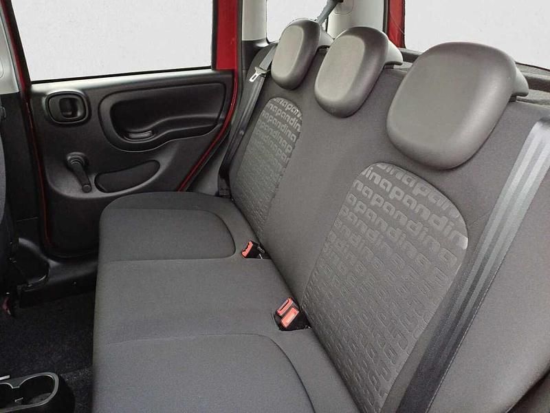 Usata Fiat Panda Cross Cross 69 CV (50 kW) 2025 Rosso Utilitaria