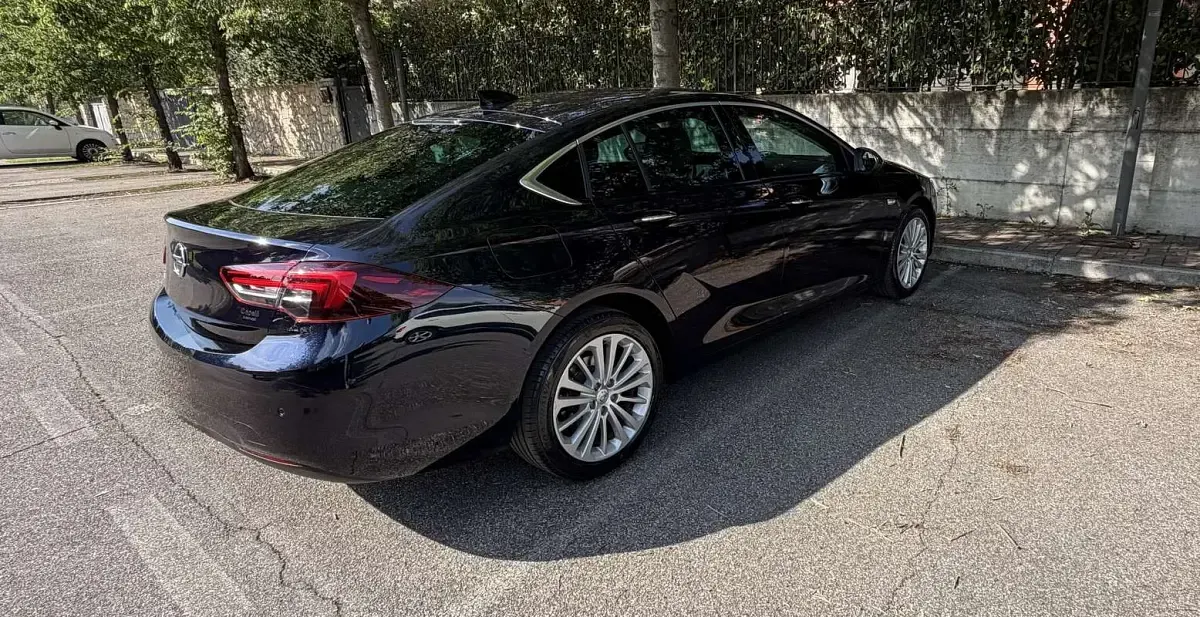 Usata Opel Insignia Innovation 136 CV (100 kW) 2017 Berlina