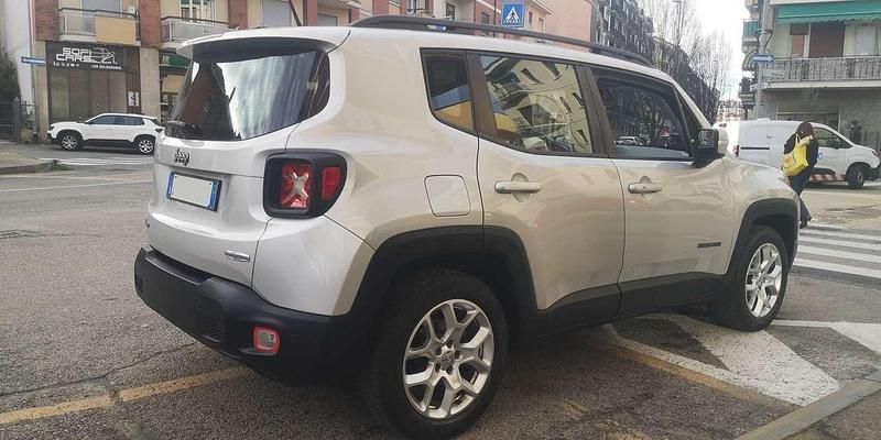 Usata Jeep Renegade 140 CV (102 kW) 2014 Argento SUV