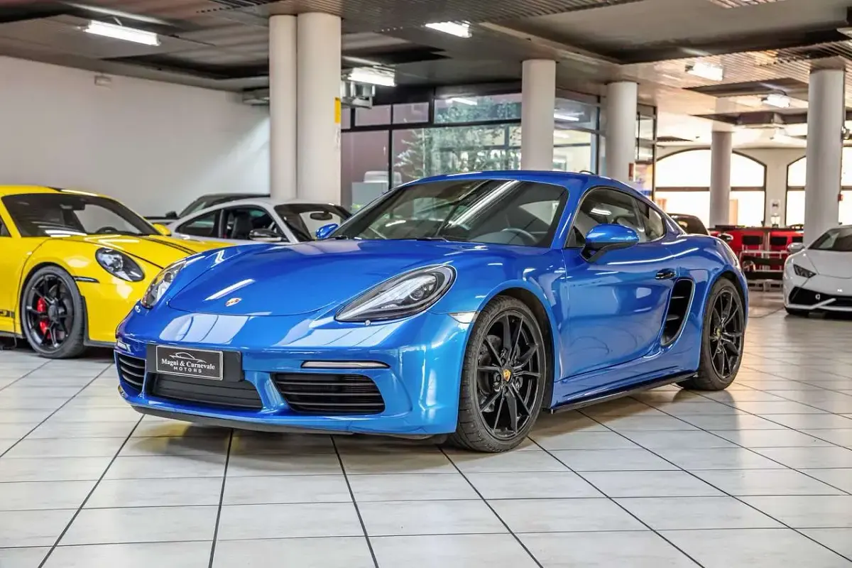 Usata Porsche 718 Sport 299 CV (219 kW) 2018 Blu zaffiro Coupé