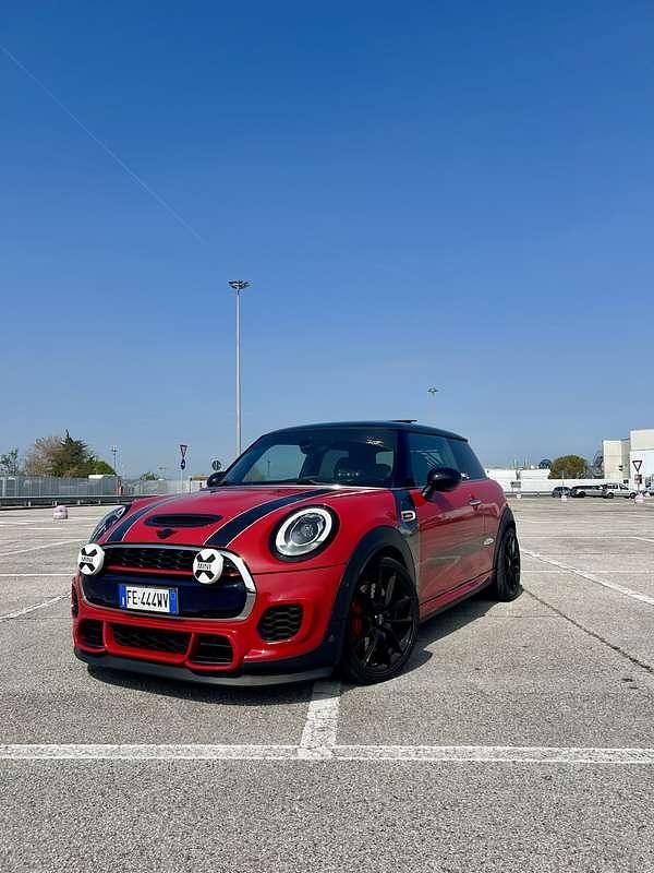 Usata Mini John Cooper Works Hype 231 CV (169 kW) 2016 Utilitaria
