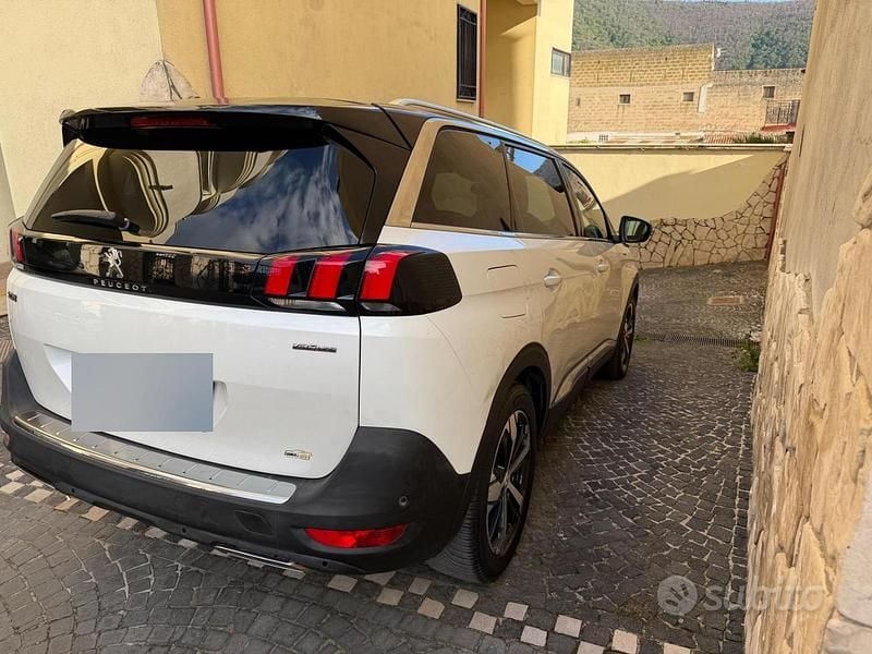 Begagnad Peugeot 5008 131 HK (96 kW) 2020 Vit SUV