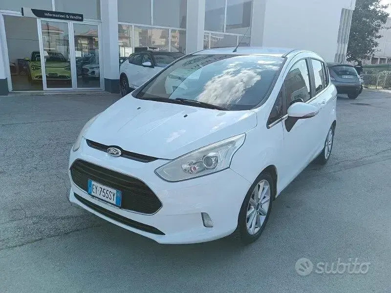 Usata Ford B-MAX Titanium 101 CV (74 kW) 2015 Bianco Monovolume